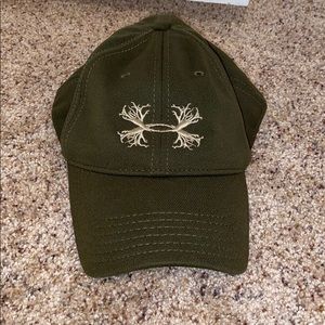 NWOT Under Armour Hunting Logo Adjustable Hat